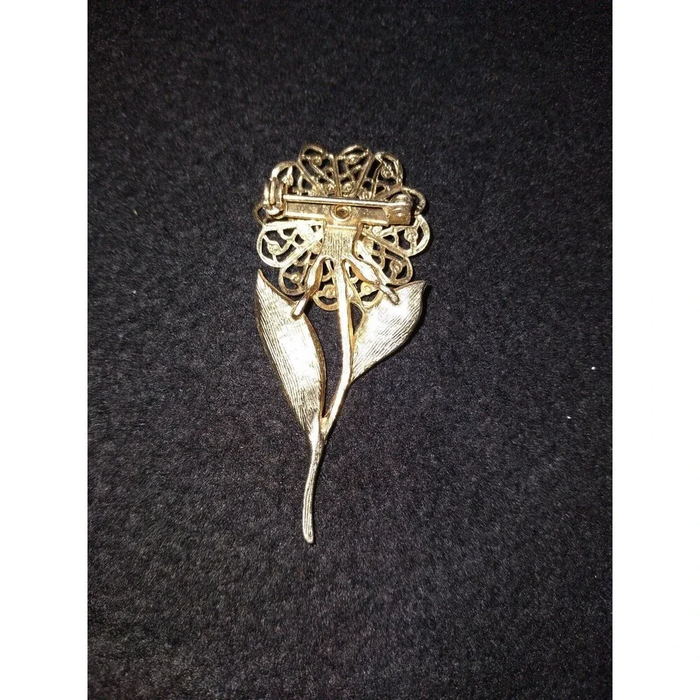 Beautiful Filigree Flower Brooch/Pin
